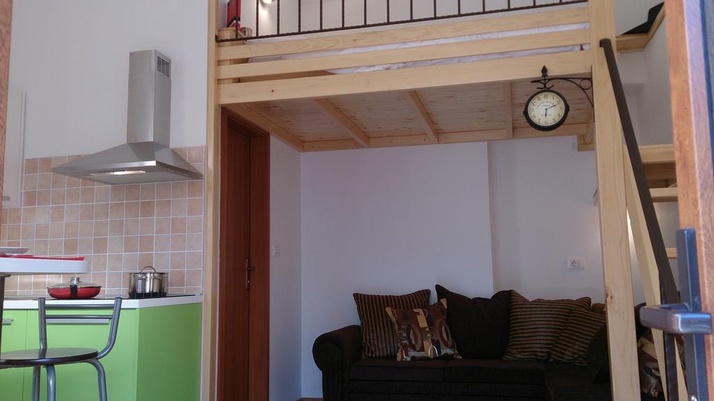 Apartment Studio Prima Rijeka Oda fotoğraf